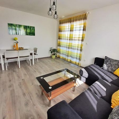 Apartment Mrvica Near The Zagreb Airport 벨리카 고리차 외부 사진