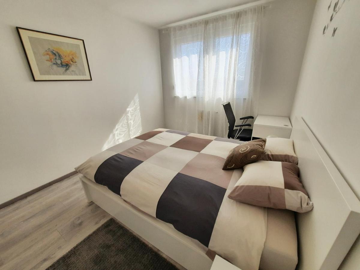 Apartment Mrvica Near The Zagreb Airport 벨리카 고리차 외부 사진