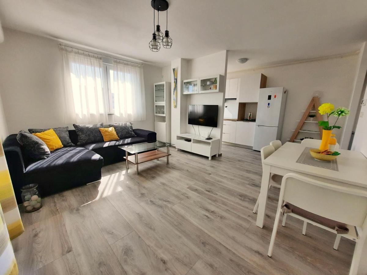 Apartment Mrvica Near The Zagreb Airport 벨리카 고리차 외부 사진